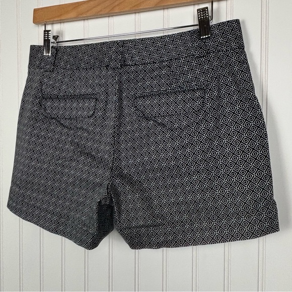 Calvin Klein Chino Women’s Size 6 Black White Pattern 4” Inseam - Picture 6 of 8